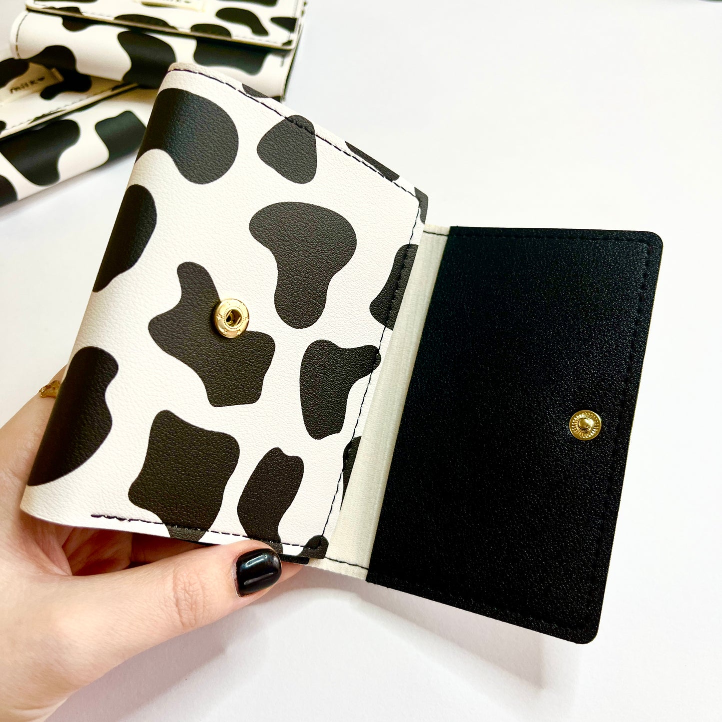 Cow print Wallet for Women and Girls Cash and Card Holder for Woman